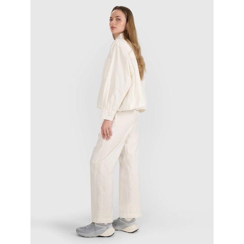Women's casual trousers 4F 4FRSS25TTROF1448-11S *Kategoria tymczasowa Your Sports Performance