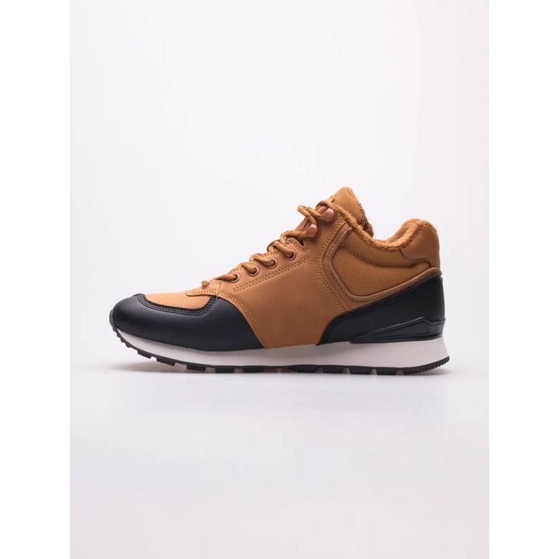 Lee Cooper M LCJ-23-31-3058M shoes Footwear/Lifestyle/Lee Cooper Your Sports Performance