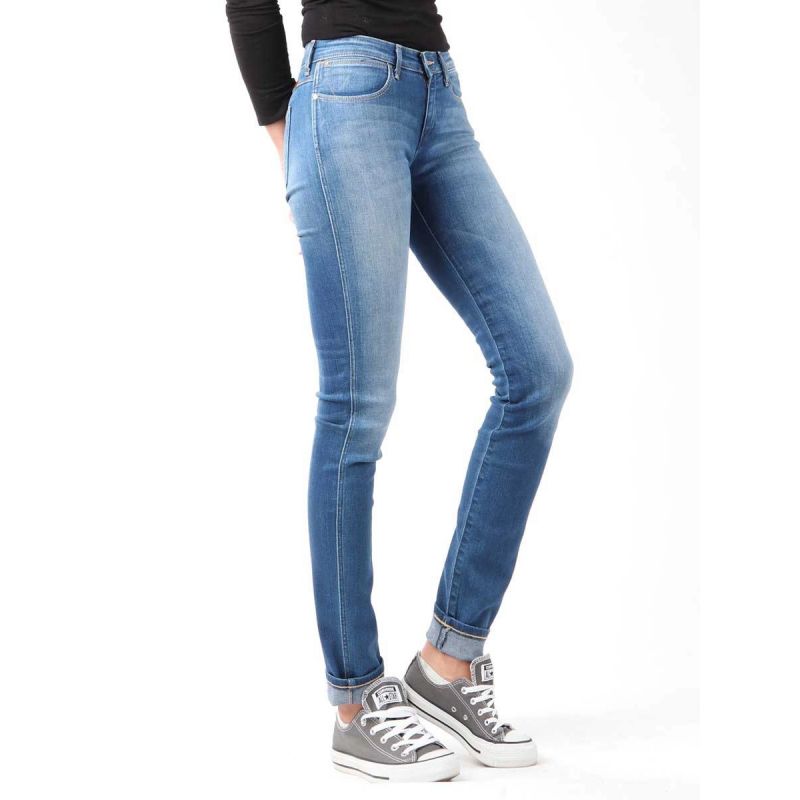 Wrangler Corynn Aquatic Coral Jeans W W25FX771N Clothing/Lifestyle/Trousers, shorts Your Sports Performance