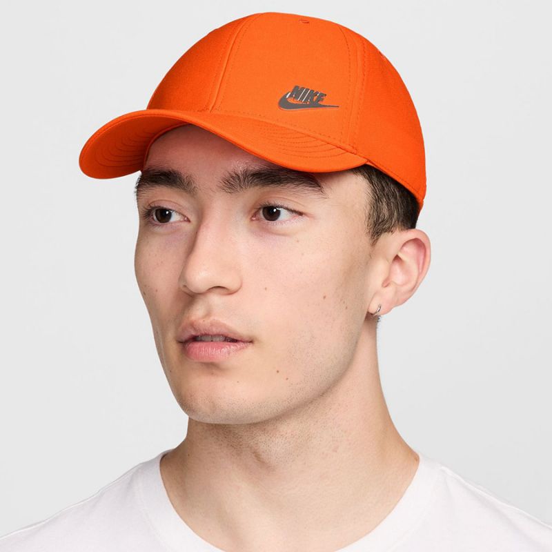 Nike Club Structured Metal Logo Cap FB5371-819 Clothing/Lifestyle Nike