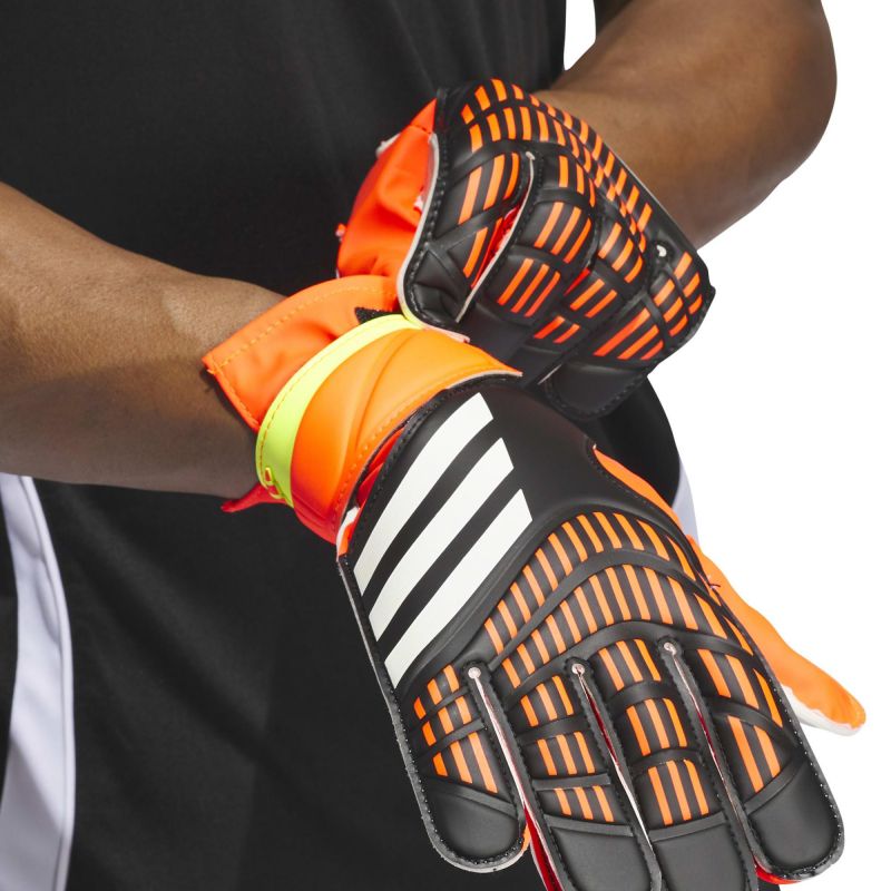 Adidas Predator Training M IQ4027 goalkeeper gloves Accessories/Gloves Adidas