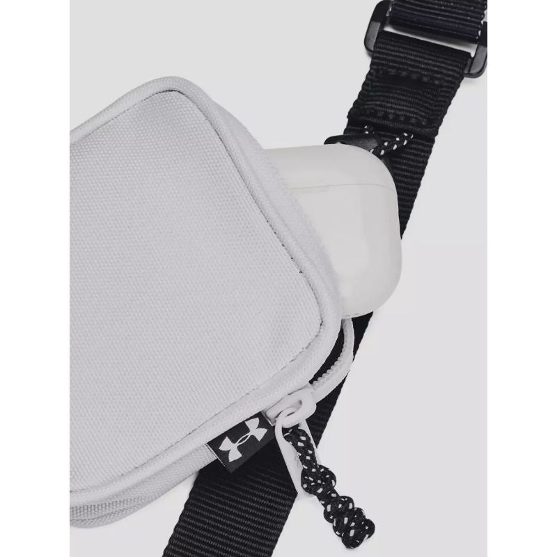 UNDER ARMOR Crossbody Bag 1376465-001 Accessories/Sachets / Belts / Bags/Under Armour Your Sports Performance