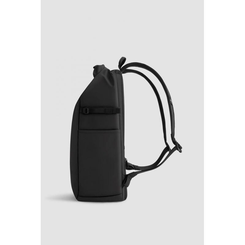 XD DESIGN WATERPROOF BACKPACK URBAN WATER RESISTANT BLACK PN: P706.2801 Bagaż/Plecaki Your Sports Performance