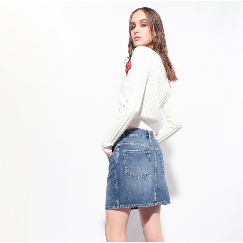 PINKO SHORT CARDIGAN WITH EMBROIDERED CHERRIES In preparation Your Sports Performance