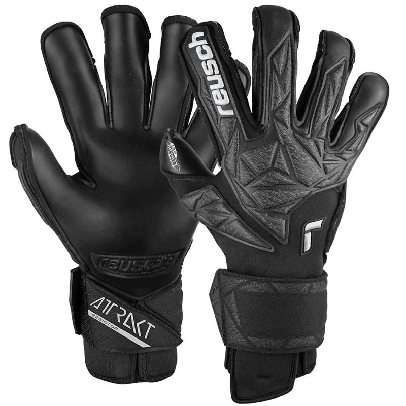 Reusch Attrakt Infinity Resistor M gloves 54 70 745 7700 Accessories/Gloves Your Sports Performance