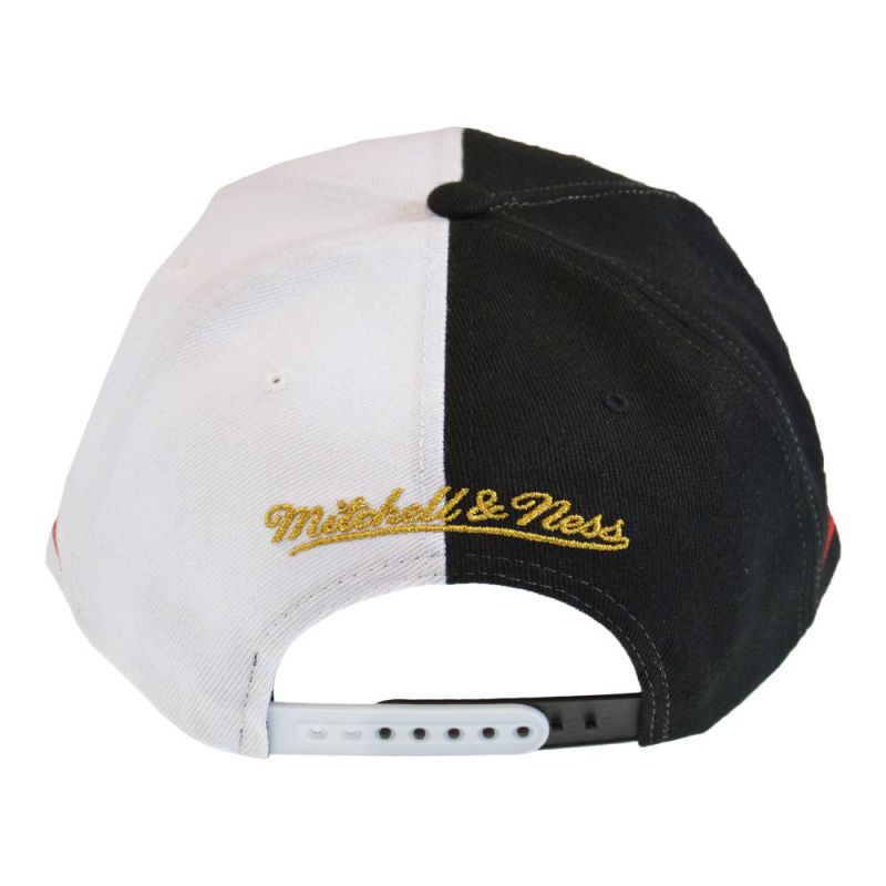 Mitchell & Ness NBA Diamond Cut Houston Rockets Cap - HHSS1093-HROYYPPPBKWH Odzież/Czapki/Czapki z daszkiem Your Sports Performance