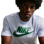 Nike Sportswear Men's T-Shirt Blue AR5004 409