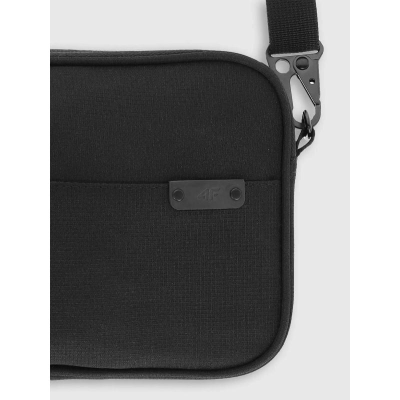 Unisex crossbody bag 4F 4FWSS25APOUU079-20S *Kategoria tymczasowa Your Sports Performance