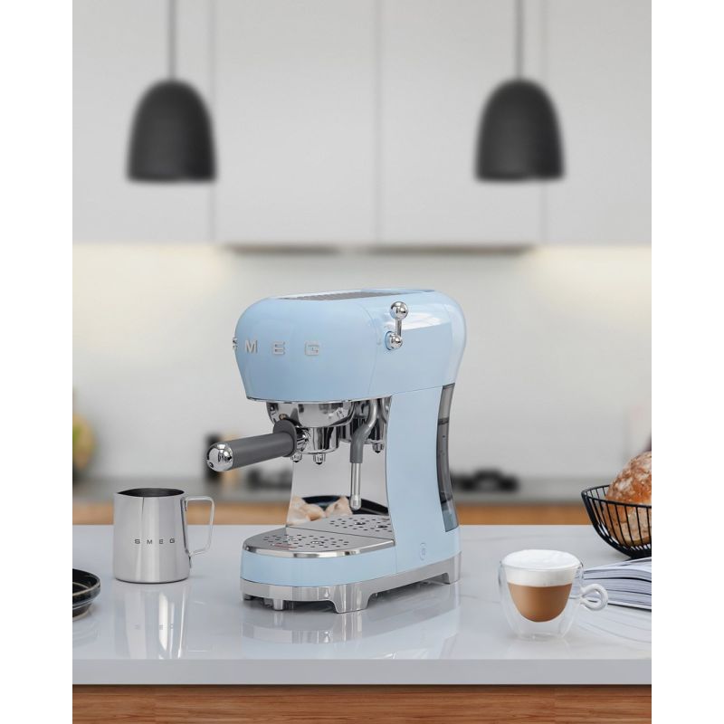 Smeg ECF02PBEU Pastel Blue Coffee Machine AGD - Produkty/Ekspresy do kawy Your Sports Performance