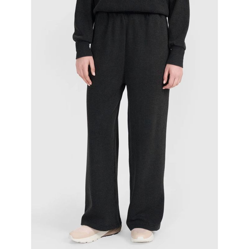 Women's oversized wide-leg trousers 4F 4FRSS25TTROF1396-20S *Kategoria tymczasowa Your Sports Performance