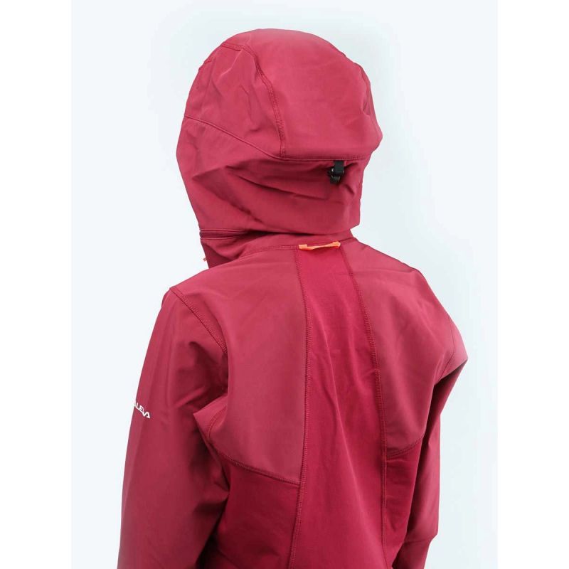 Salewa Comici SW/DST Jacket W JKT 28176-6361 Clothing/Outdoor/Salewa Your Sports Performance