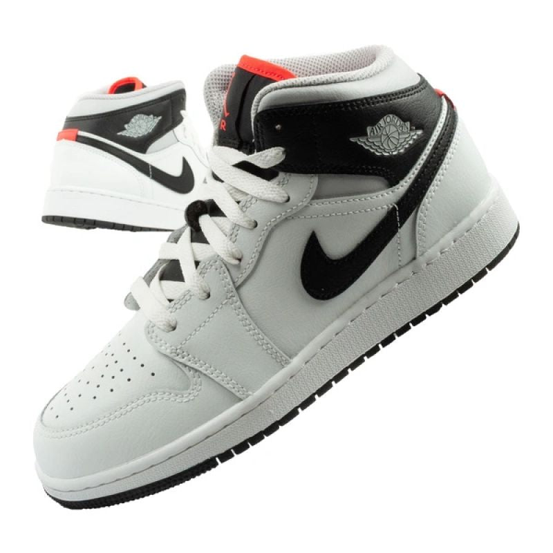 Nike Air Jordan 1 women's high-top sports shoes fashionable sneakers white black Nike