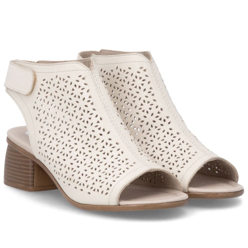 Women's beige leather closed sandals Remonte Rieker R8777-60 Rieker