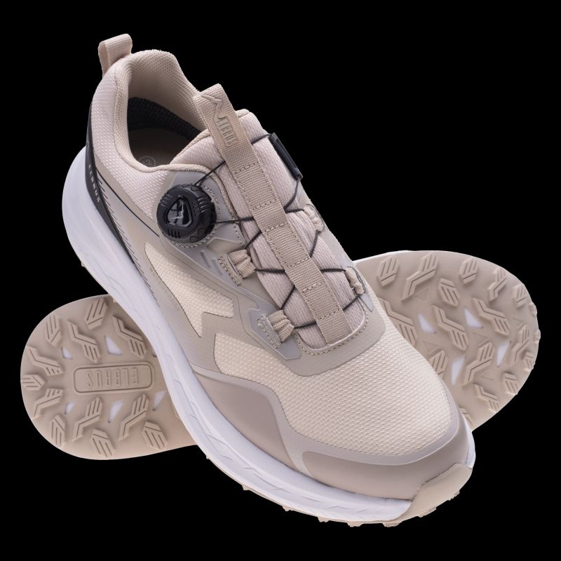 Men's DANEL LOW WP Shoes In preparation Your Sports Performance