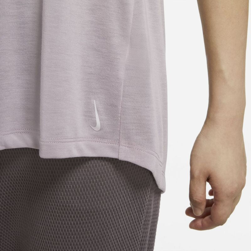 Nike Yoga Dri-FIT W DD5594-501 T-shirt Clothing/Training Nike