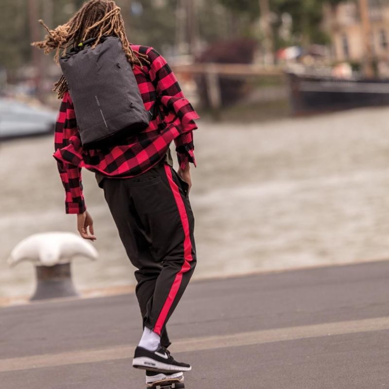 XD DESIGN BOBBY URBAN LITE BLACK BACKPACK P/N: P705.501 Import z Action/Bagaż/Plecaki Your Sports Performance