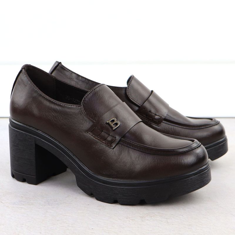 Women's loafers on a block heel, brown, Potocki SZ12700 Footwear Your Sports Performance