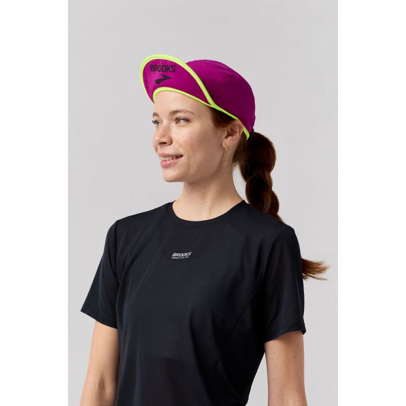 Lightweight Packable Hat 2.0 Pink Unisex Roll-Up Running Cap Import z Brooks/Brooks/Czapki Your Sports Performance