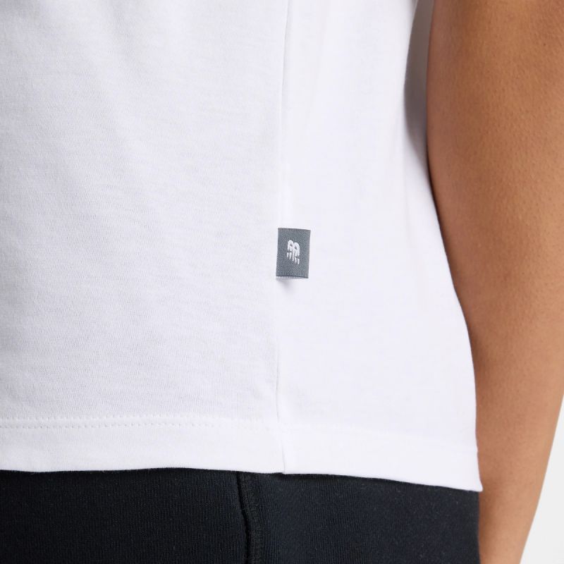 New Balance Sport Graphic T-Shirt W WT51540WT Clothing/Lifestyle/T-shirts/New Balance New Balance