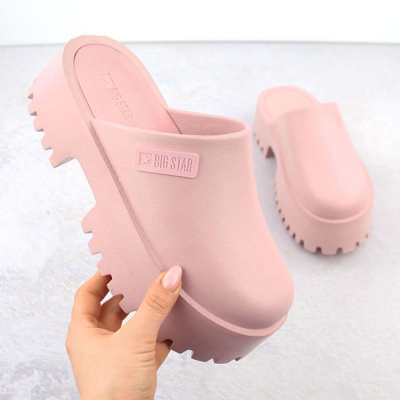 Clogs with a massive sole Big Star W NN274020 INT2083C Footwear/Lifestyle/Brinkenstock/Klapki/chodaki Your Sports Performance