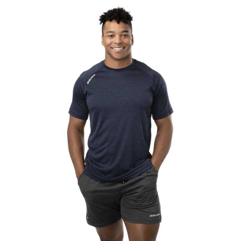Bauer Team Tech Tee Sr M 1063252 Clothing/Lifestyle/T-shirts/Brugi Bauer