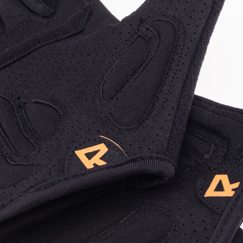 Women's RUNDE Gloves In preparation Your Sports Performance