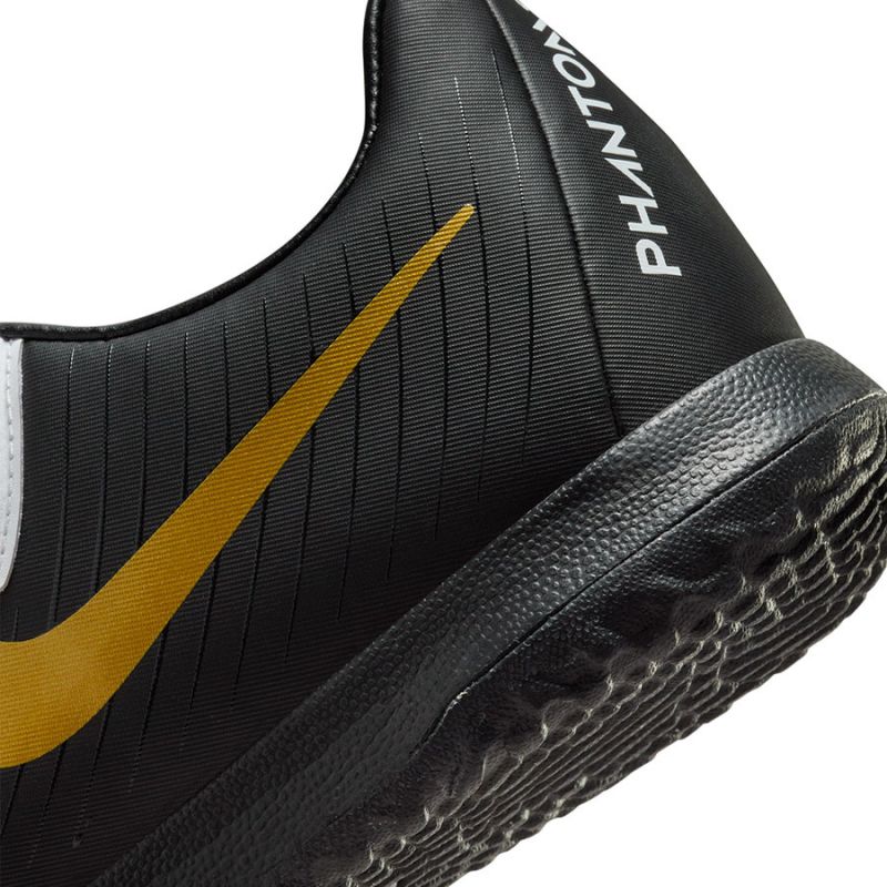Nike Phantom GX II Academy IC M FJ2581-100 football boots Footwear/Football/IN/SR Nike