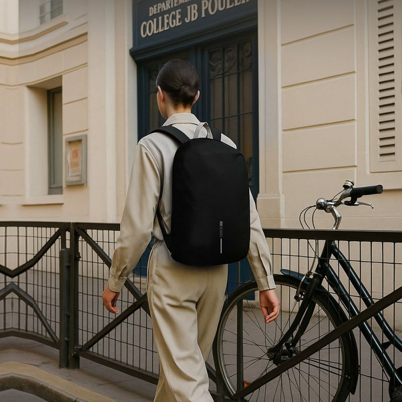 XD DESIGN BACKPACK SWITCH 2IN1 BLACK/NIGHT SEA P706. Bagaż/Plecaki Your Sports Performance