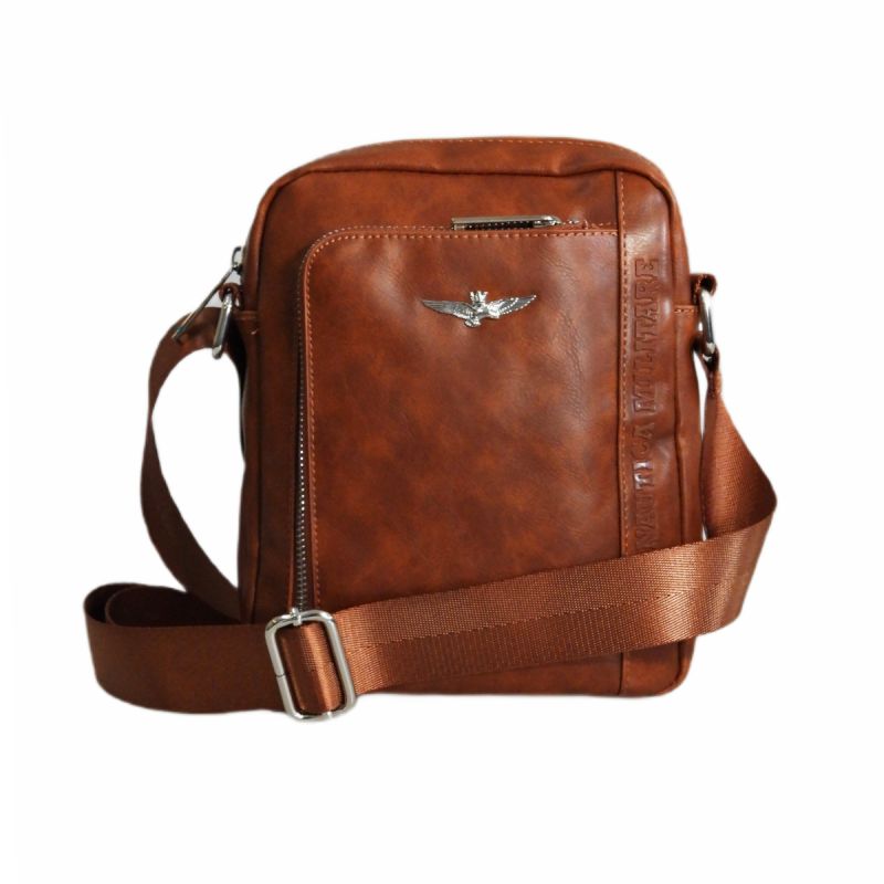 Aeronautica Militare Sling Bag Brown - AM-1182 Akcesoria i sprzęt koszykarski/Torby i plecaki Your Sports Performance