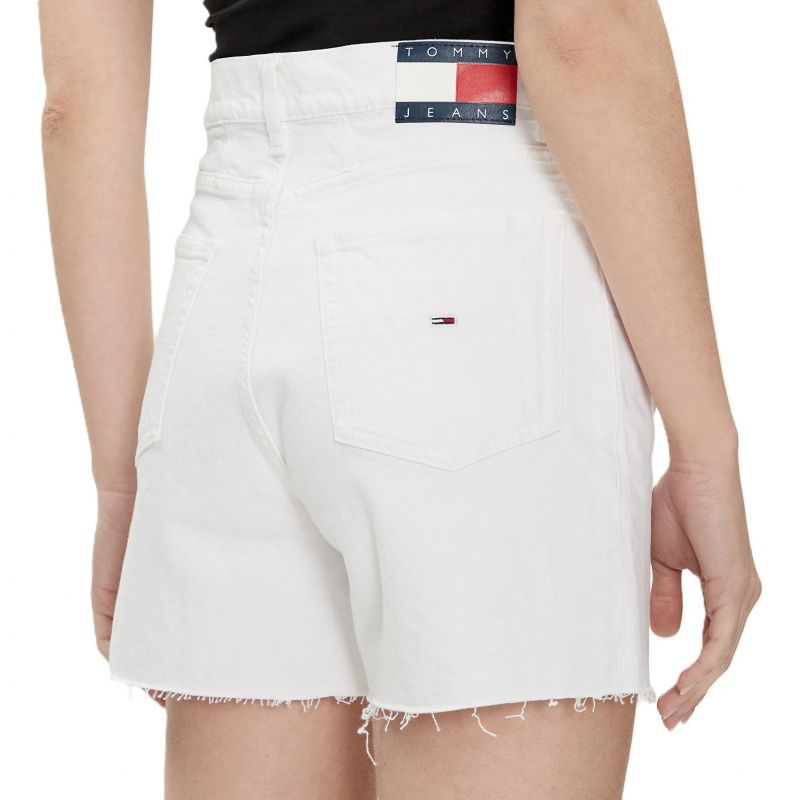 TOMMY JEANS WOMEN'S MOM JEAN SHORTS In preparation Your Sports Performance