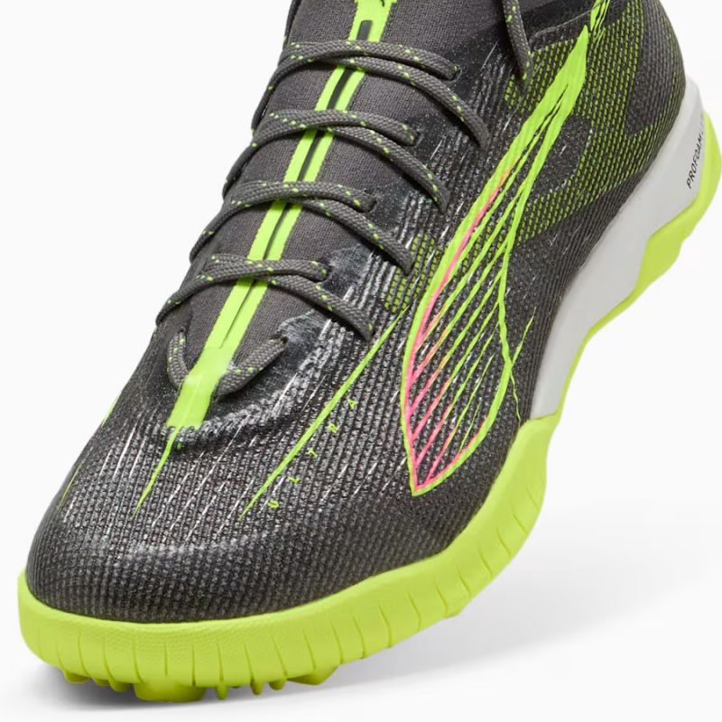 Puma Ultra 5 Pro Cage M 108173-03 football boots Footwear/Football/TT/SR Puma