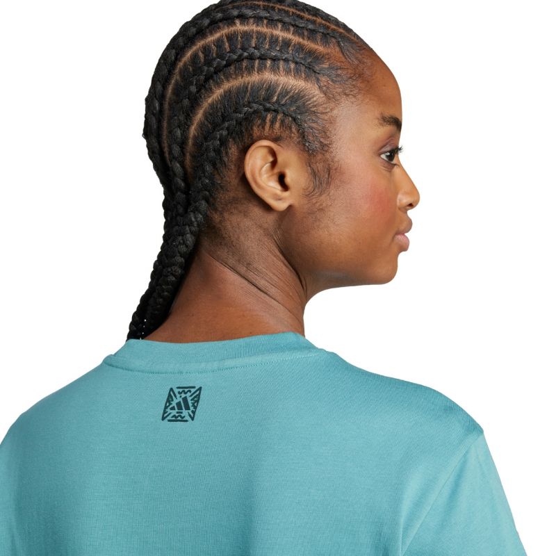 adidas Animal Graphic T-shirt W JV8535 Clothing/Lifestyle/T-shirts Adidas