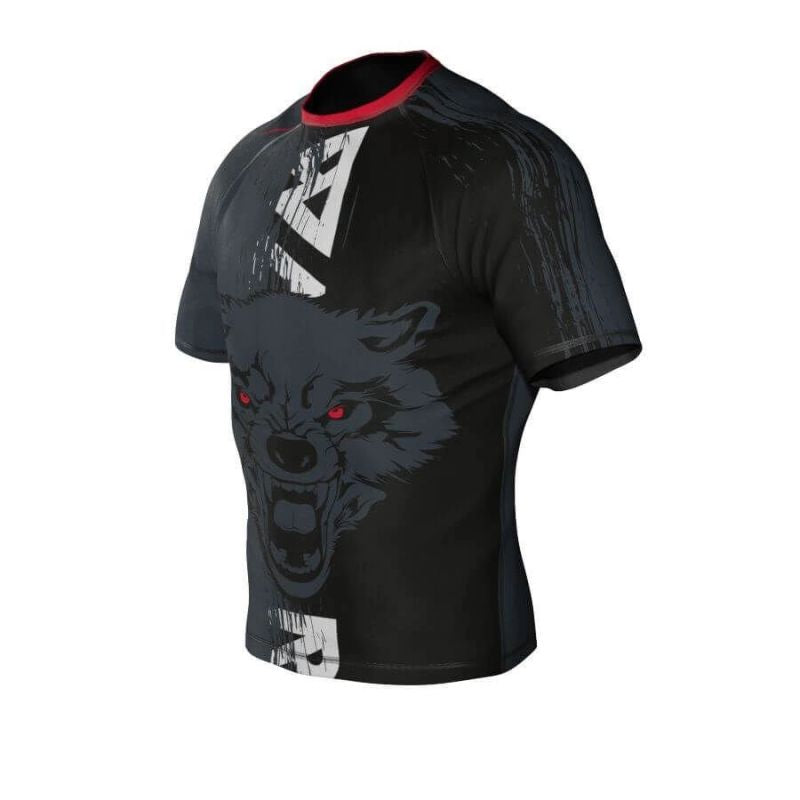 The "Wolf" compression rashguard is made of DBX MORE DRY XL material. ODZIEŻ - Koszulki treningowe Your Sports Performance