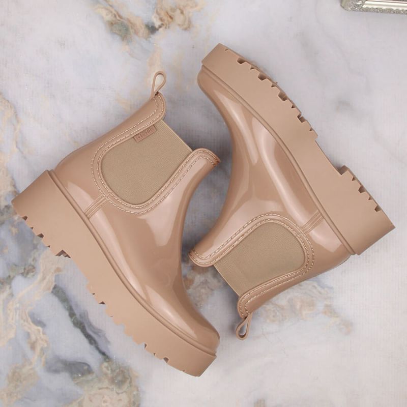 Big Star W INT1918B beige patent leather platform boots Footwear/Outdoor/Big Star Your Sports Performance