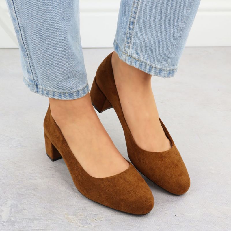 Sergio Leone PB291 camel suede block heel pumps Footwear Your Sports Performance