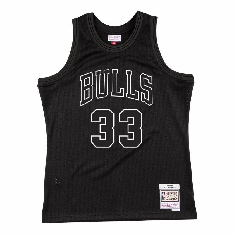Mitchell & Ness White Logo Swingman NBA Chicago Bulls Scottie Pippen T-Shirt - SMJYLF19014-CBUBLCK97SPI Odzież/Odzież na co dzień Your Sports Performance