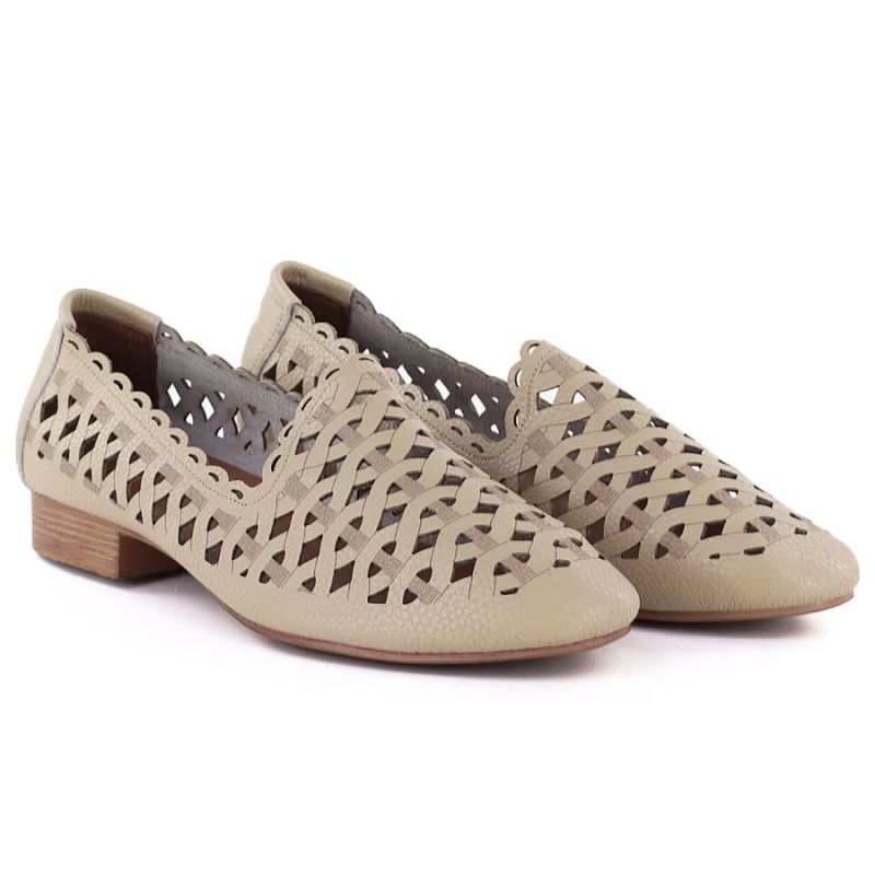 Women's leather openwork shoes, beige, Jezzi OL50-1 To be categorized Your Sports Performance