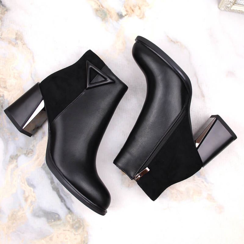 Insulated ankle boots with a decorative high heel D&amp;A S.Barski Premium Collection W OLI238 black Footwear/Outdoor/S.Barski Your Sports Performance