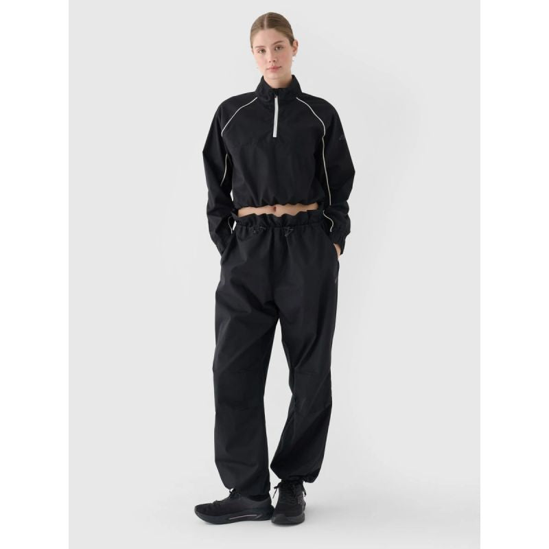 Women's casual oversize parachute pants 4F 4FRSS24TTROF1330-20S *Kategoria tymczasowa Your Sports Performance