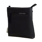 Calvin Klein Crossbody Bag Black - ZM0ZM02869 8AX Akcesoria i sprzęt koszykarski/Saszetki, nerki Your Sports Performance