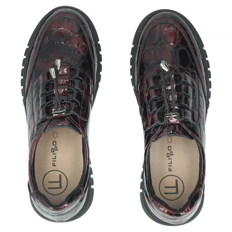 Women's leather half-notes on a wedge, lacquered crocodile burgundy Filippo DP8102