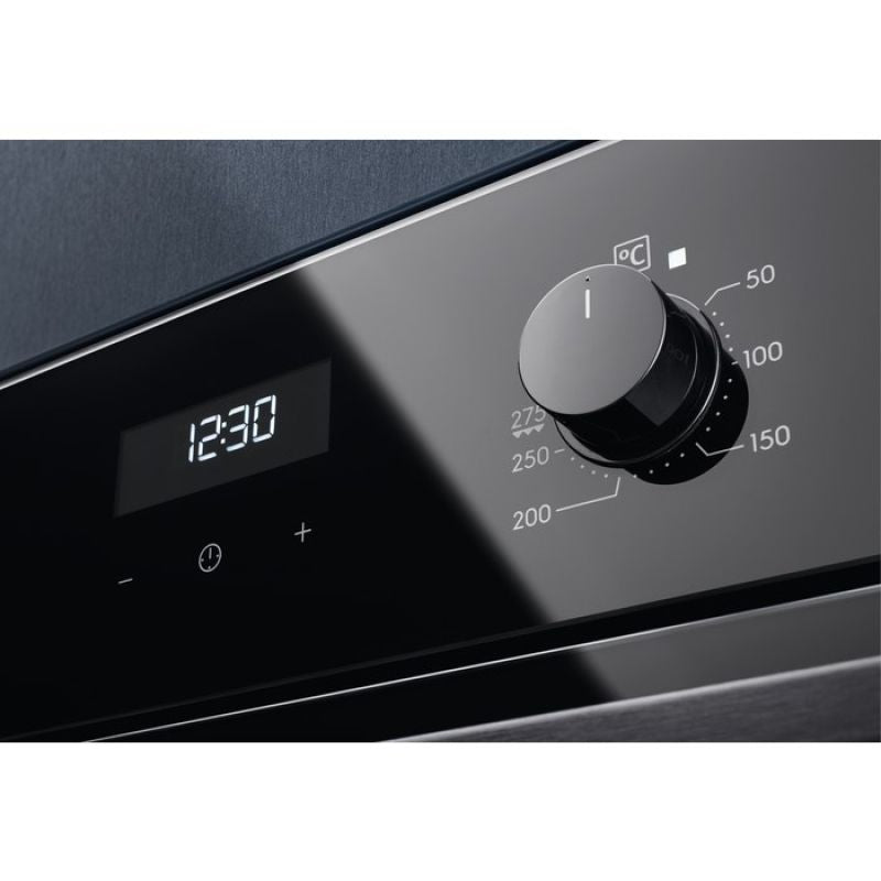 ELECTROLUX EOD5C50Z SteamBake Oven with Steam Function Black AGD - Produkty/Piekarniki do zabudowy Your Sports Performance
