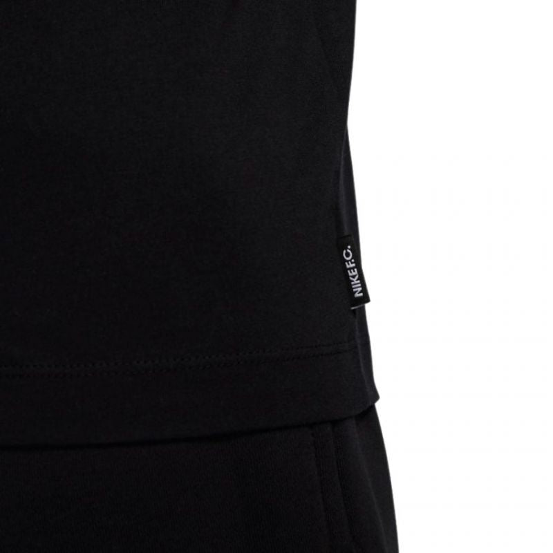 T-shirt Nike NK Fc Tee Seasonal Block M DH7444 010 Clothing/Lifestyle/T-shirts Nike