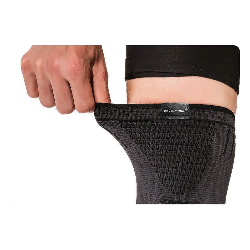 Elastic knee braces - set of 2 | M DBX Bushido