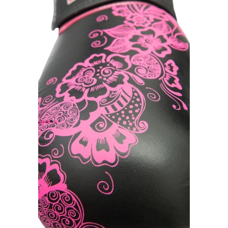 TOP TEN "Ultimate Woman" Boxing Gloves 10 oz White and Pink