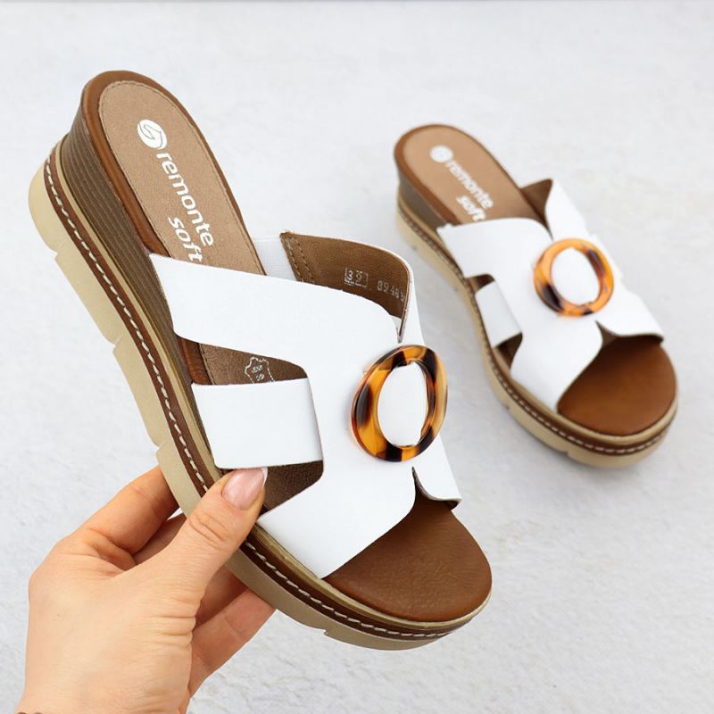 Women's leather wedge sandals white Remonte D2L52-80 Footwear Your Sports Performance