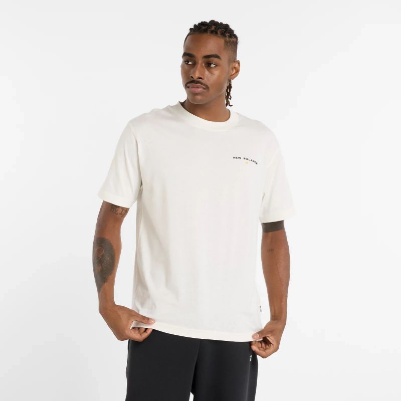 New Balance Reimagined Graphic M T-shirt MT51507SST Clothing/Lifestyle/T-shirts/New Balance New Balance