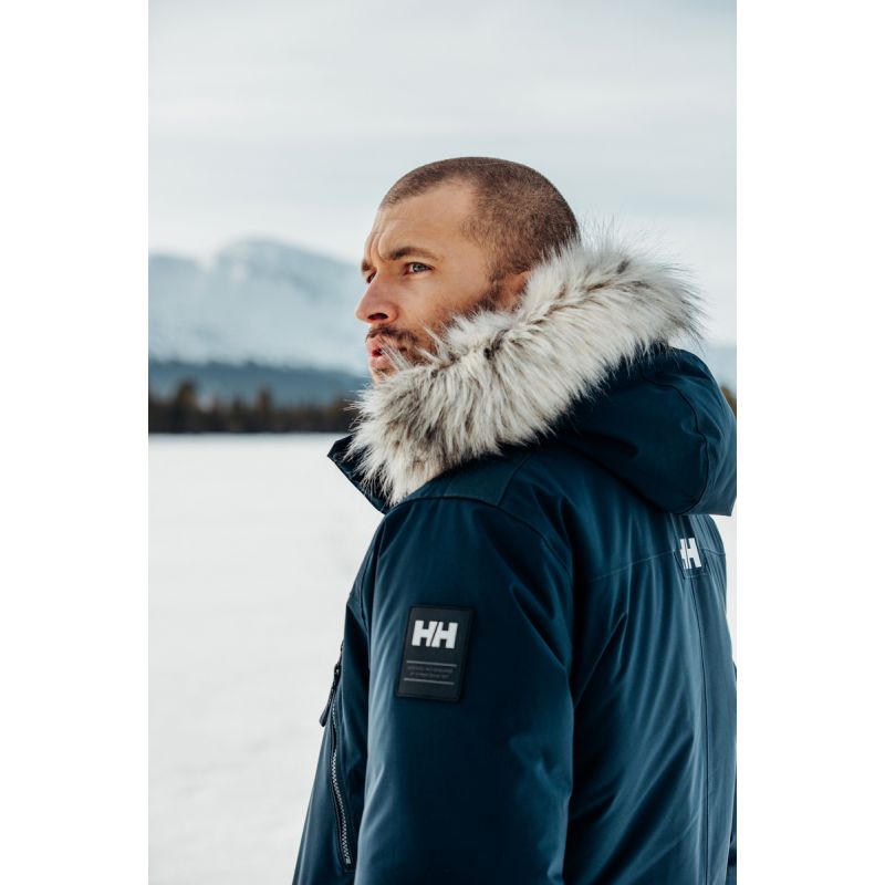Helly Hansen Reine Parka M 53630 597 jacket Clothing/Outdoor/Helly Hansen Your Sports Performance