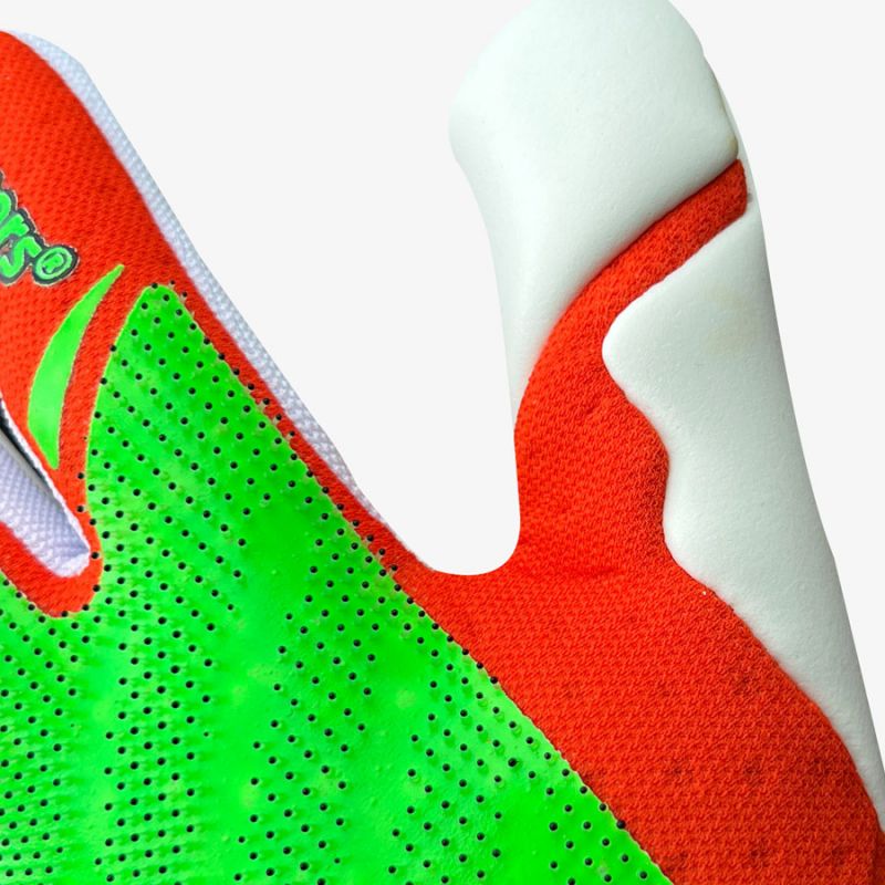 Goalkeeping gloves 4keepers Elite Inferno NC M S961173 Accessories/Gloves/4keepers Your Sports Performance