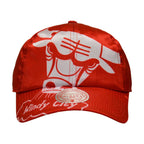 Mitchell & Ness NBA Chicago Bulls Strapback Cap - HLUX1095-CBUYYPPPRED1 Odzież/Czapki/Czapki z daszkiem Your Sports Performance